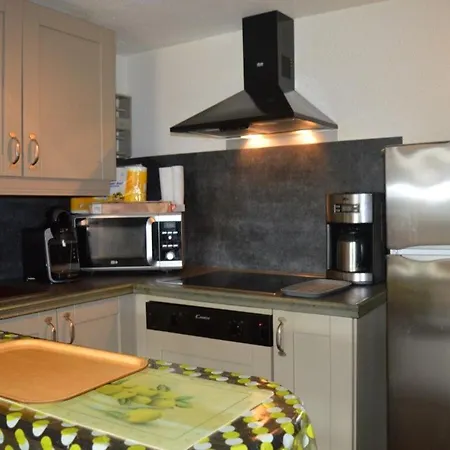 Maison Bien Situee Avec Parking St Cyprien Sc410-31h *