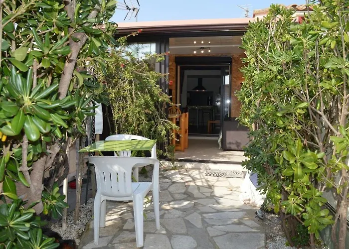 Maison Bien Situee Avec Parking St Cyprien Sc410-31h Villa *
